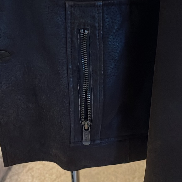 Leather jacket by Pacific Trail,size XL. Quilt lined, warm. Blazer style. - Picture 6 of 11